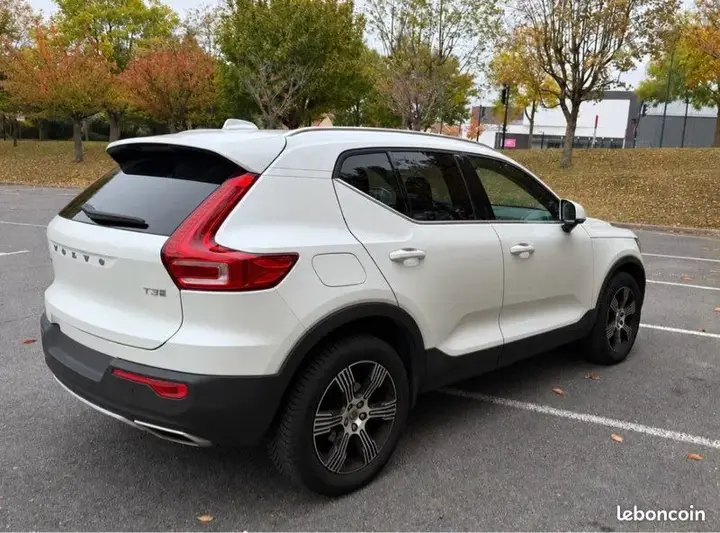 Volvo Xc40 2018 photo 2