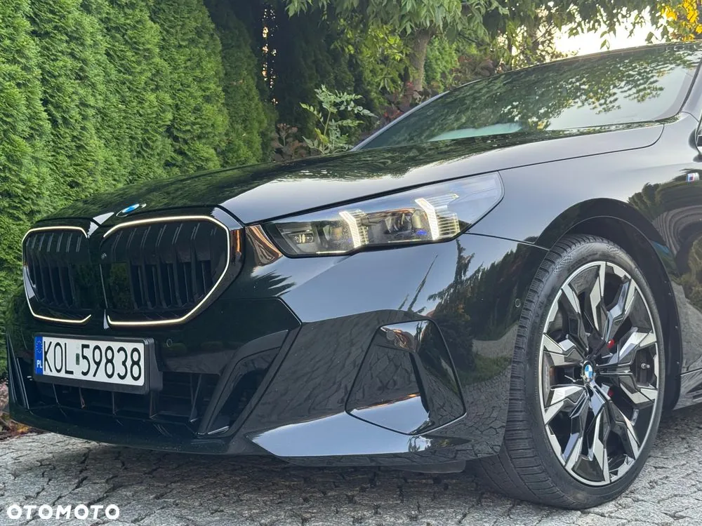 BMW Seria 5 2024 photo 3