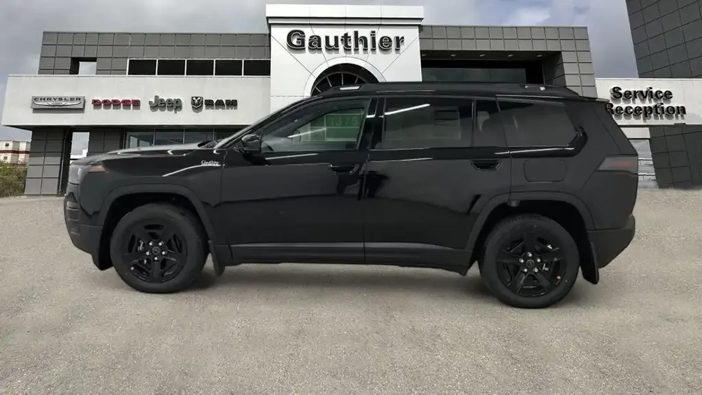 Jeep Cherokee 2026 photo 3