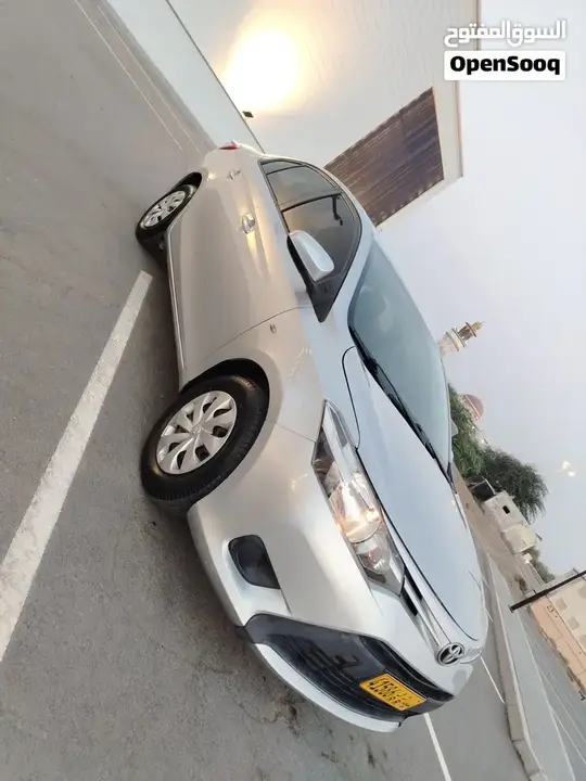 Toyota Yaris 2016 photo 2