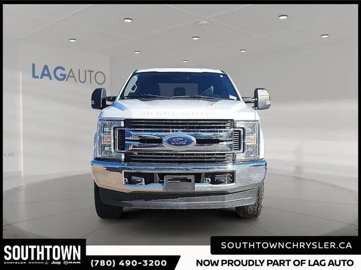 Ford F350 2019 photo 2