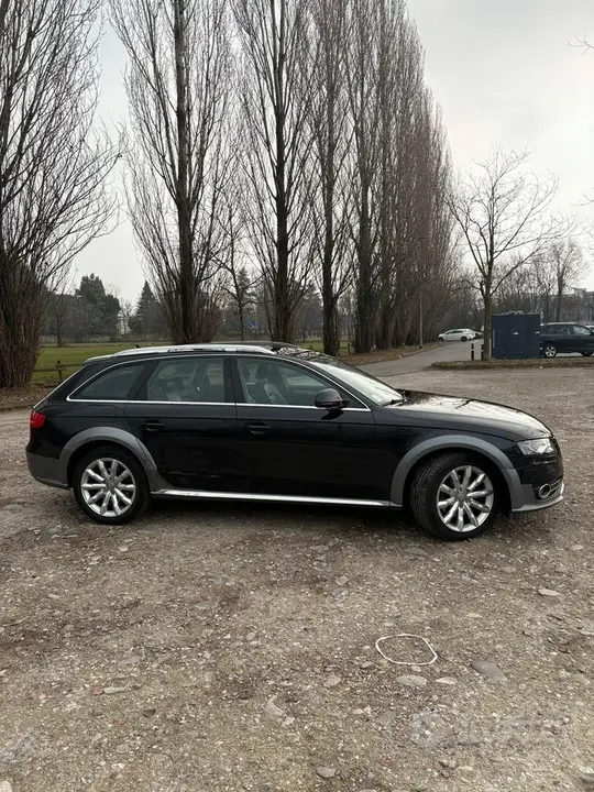 Audi A4 Allroad 2010 photo 3