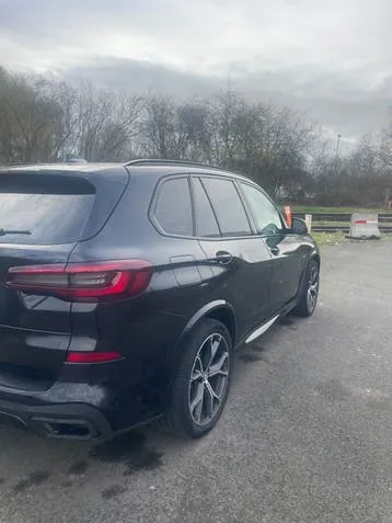 BMW X5 2021 photo 2
