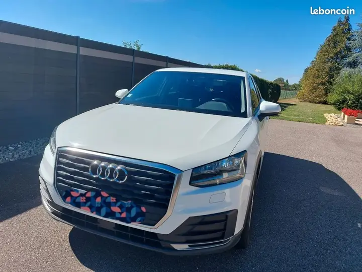Audi Q2 2017 photo 2