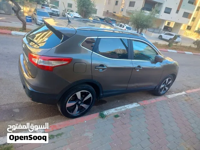 Nissan Qashqai 2016 photo 2