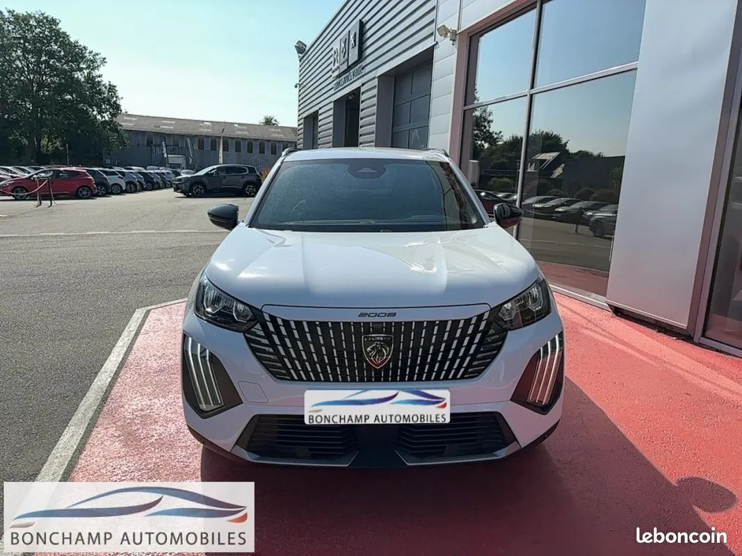 Peugeot 2008 2025 photo 2