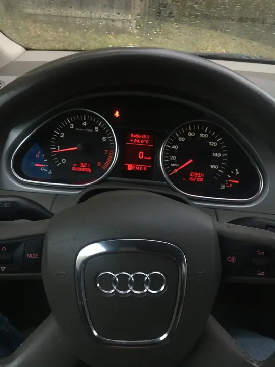 Audi Q7 2008 photo 5