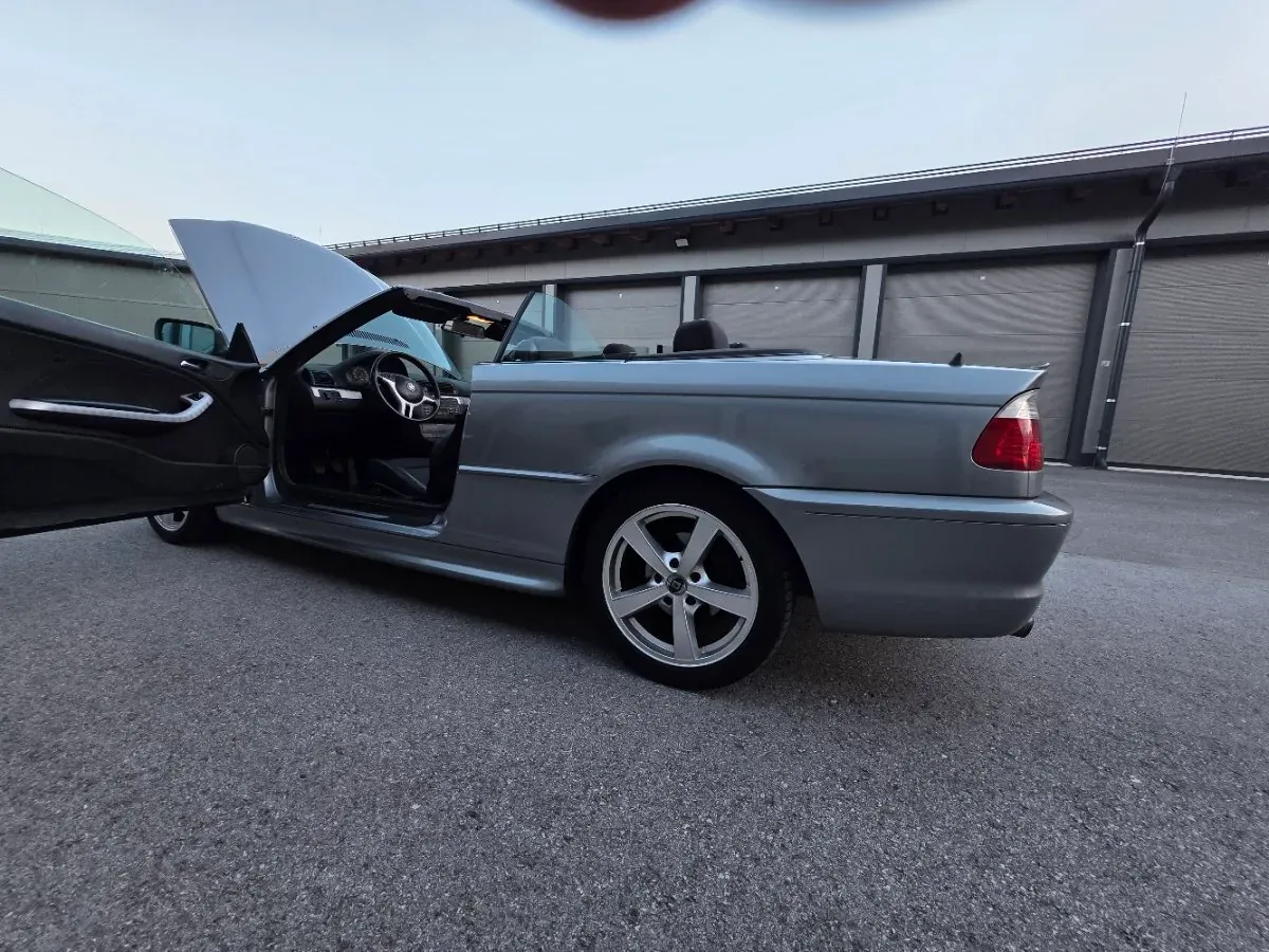 BMW 3 Series 2003 photo 2
