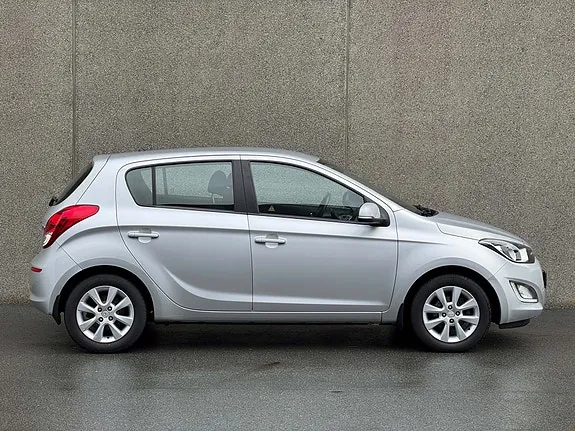 Hyundai I20 2013 photo 4