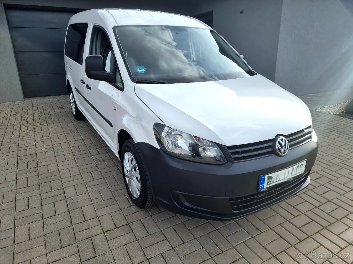 Volkswagen Caddy Maxi 2013 photo 5
