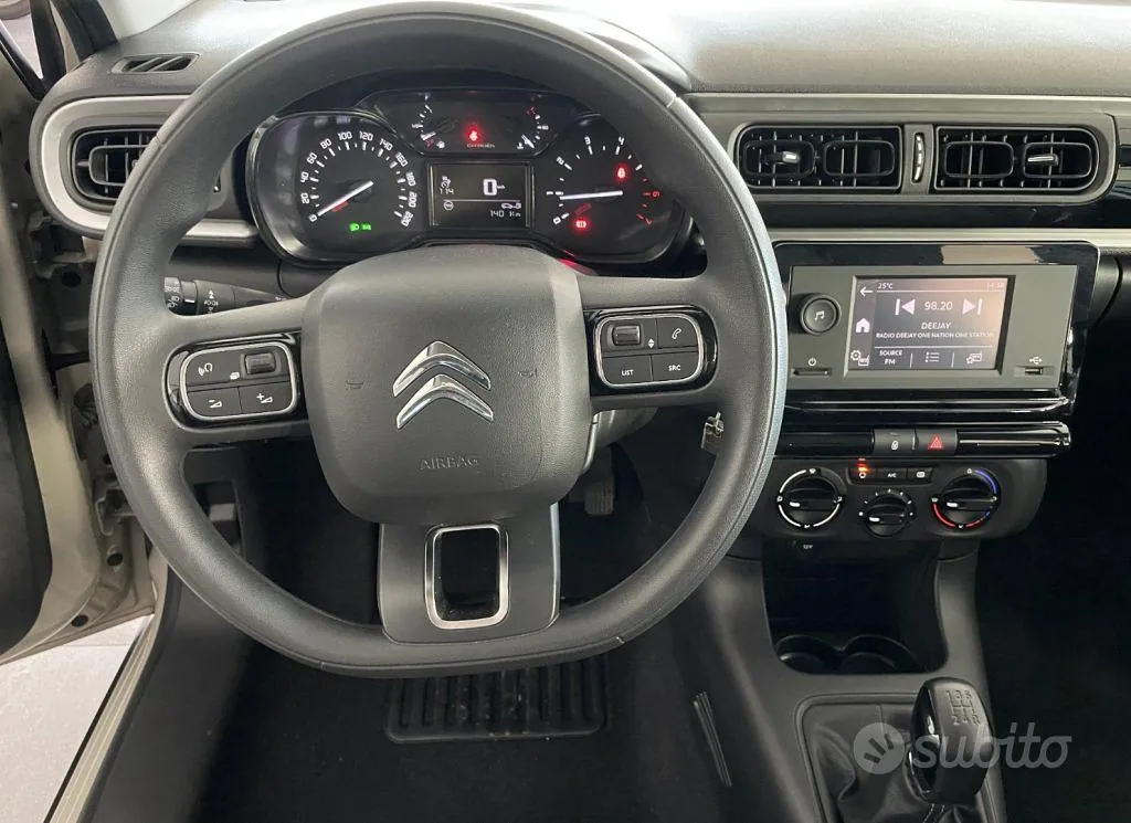 Citroen C3 2023 photo 2