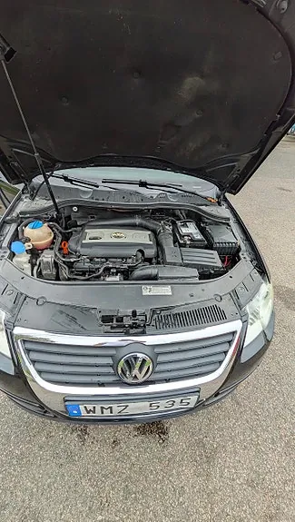 Volkswagen Passat 2009 photo 2