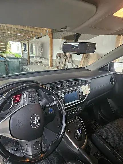 Toyota Auris 2014 photo 5