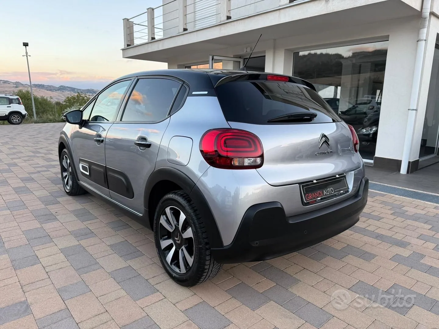Citroen C3 2023 photo 3