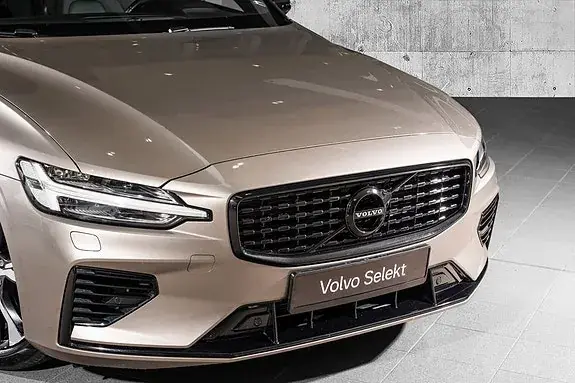 Volvo V60 2020 photo 3