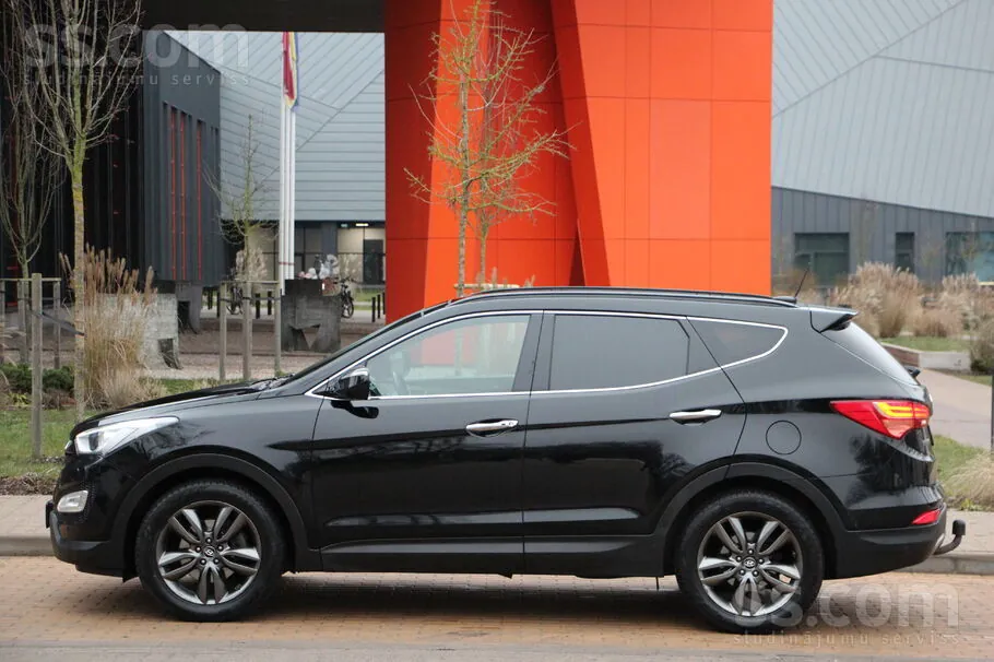 Hyundai Santa Fe 2013 photo 4
