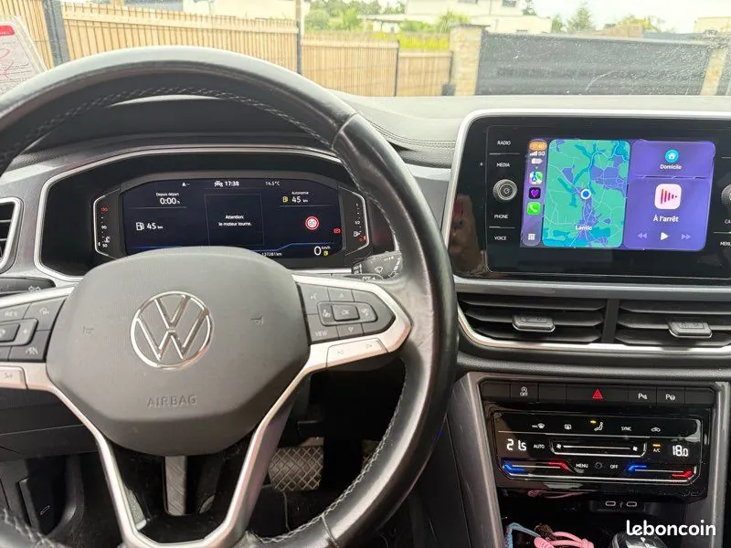 Volkswagen T-Roc 2022 photo 3