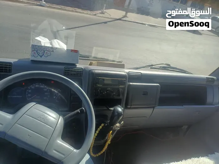 Mitsubishi Canter 2009 photo 3