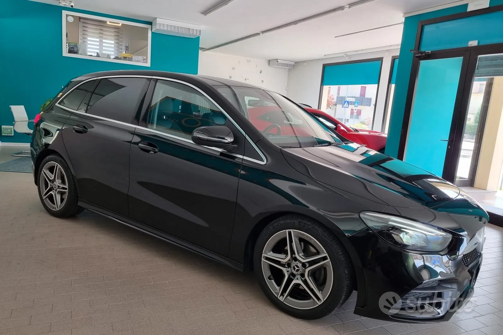 Mercedes-Benz B 200 D 2020 photo 3