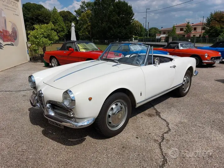 Alfa Romeo Giulietta Spider 1960 photo 3