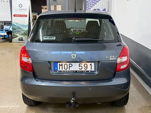 Skoda Fabia 2010 photo 5