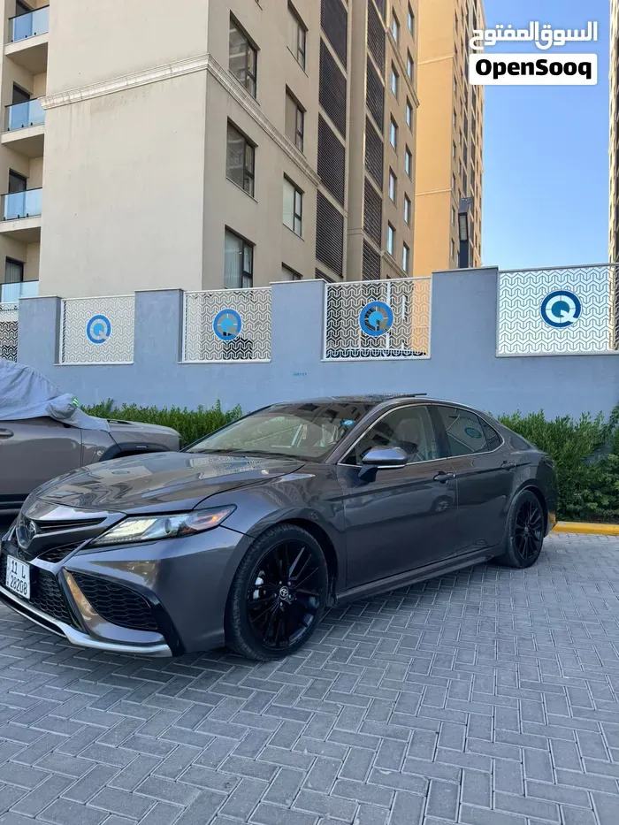 Toyota Camry 2022 photo 3
