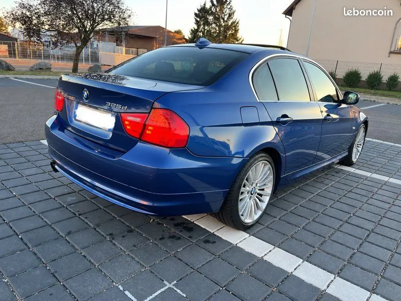 BMW Série 3 2009 photo 2