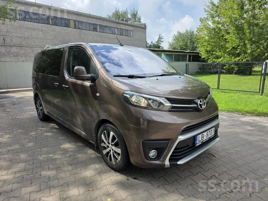 Toyota Proace Verso 2017 photo 2