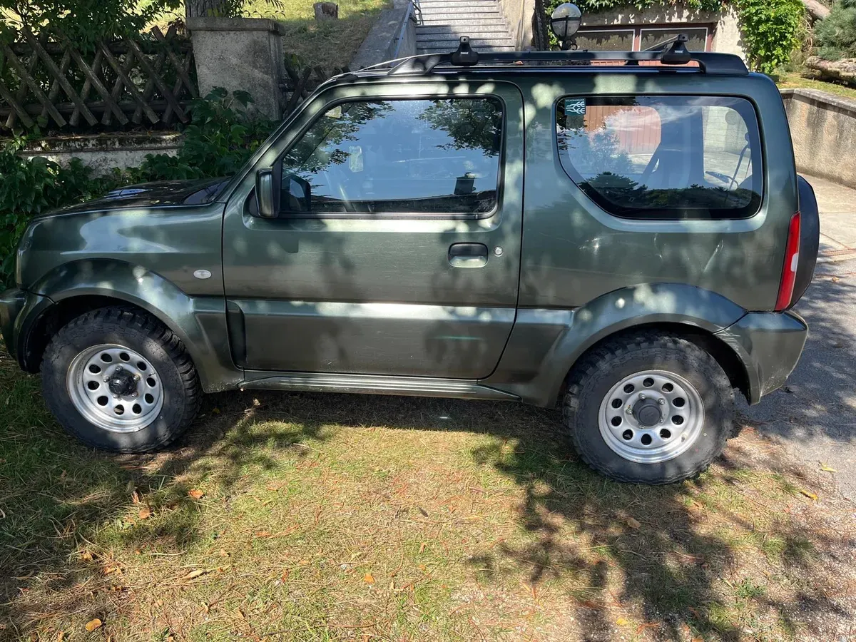 Suzuki Jimny 2017 photo 3