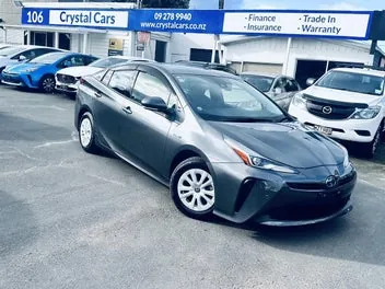 Toyota Prius 2019 photo 2