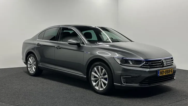 Volkswagen Passat 2016 photo 3