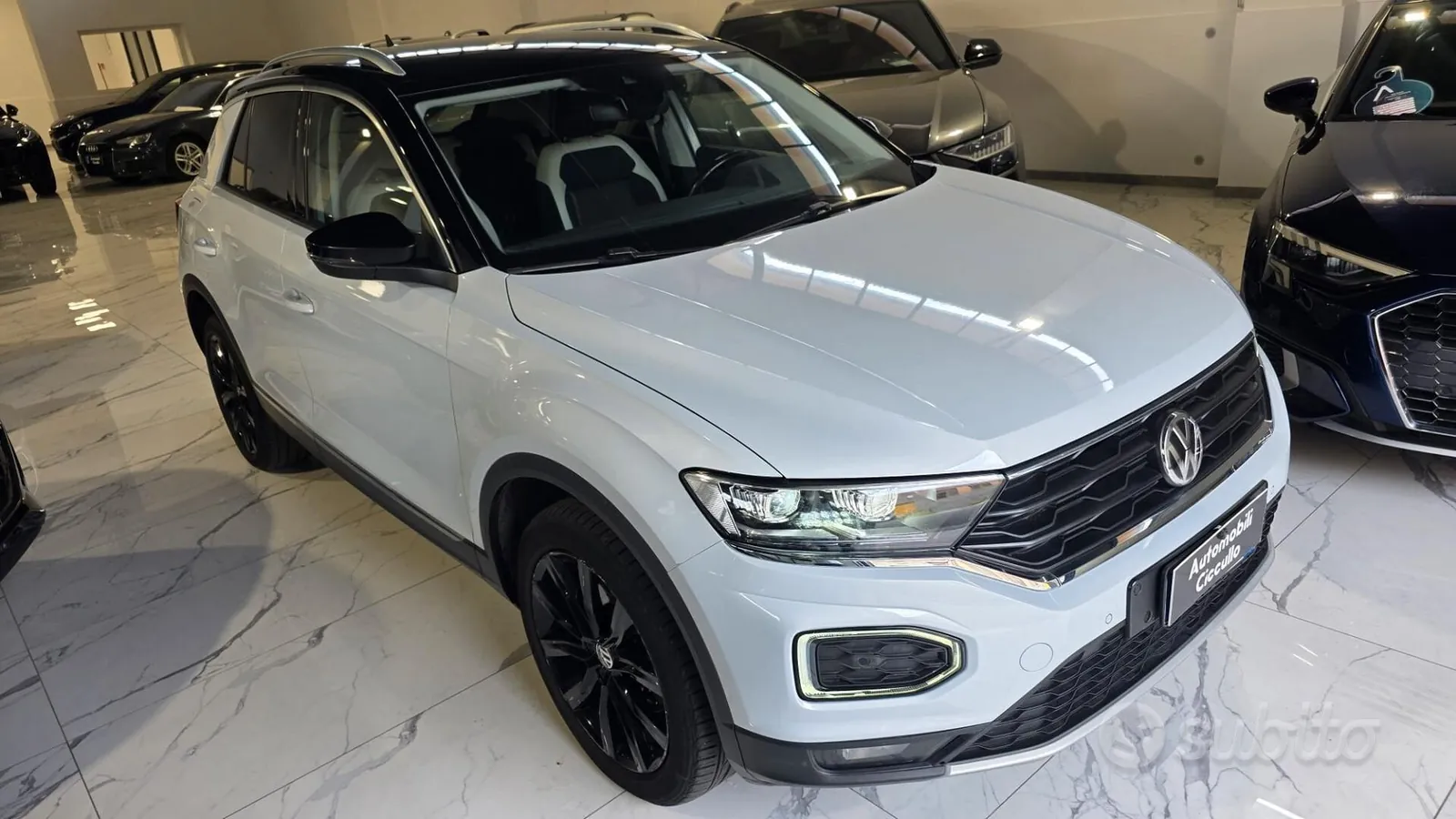 Volkswagen T-Roc 2020 photo 2