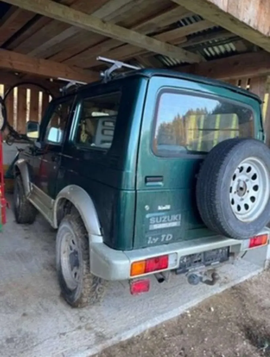 Suzuki Samurai 2000 photo 2
