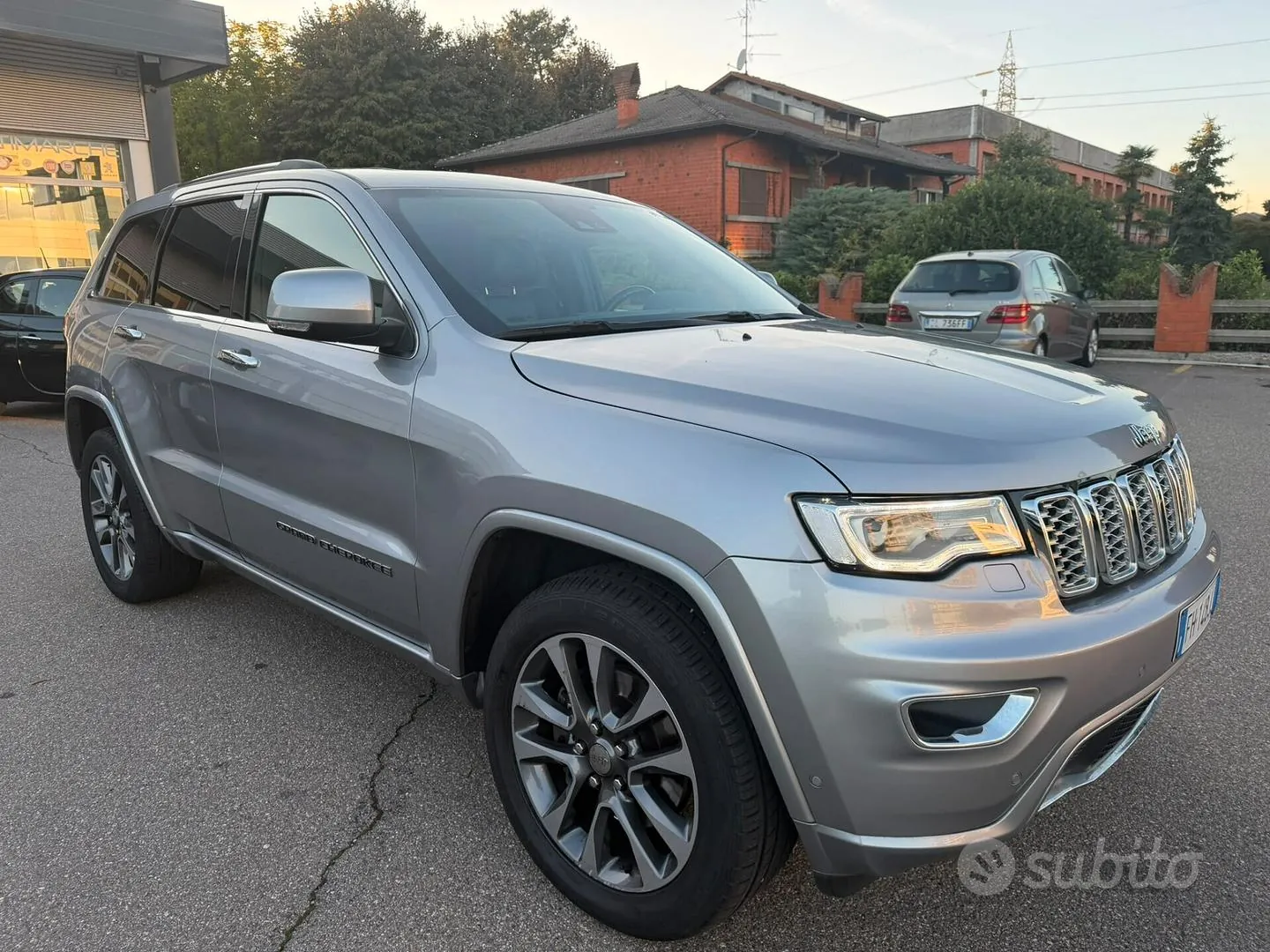 Jeep Grand Cherokee 2017 photo 3