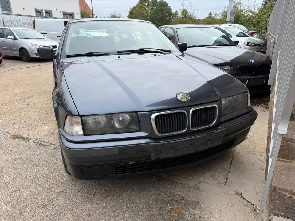 BMW 318I Touring
