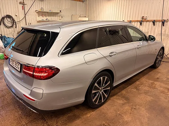 Mercedes-Benz E300 2021 photo 5