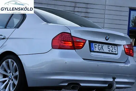 BMW 320D 2010 photo 3