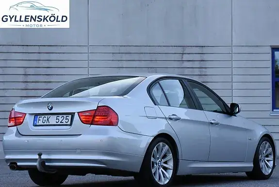 BMW 320D 2010 photo 5