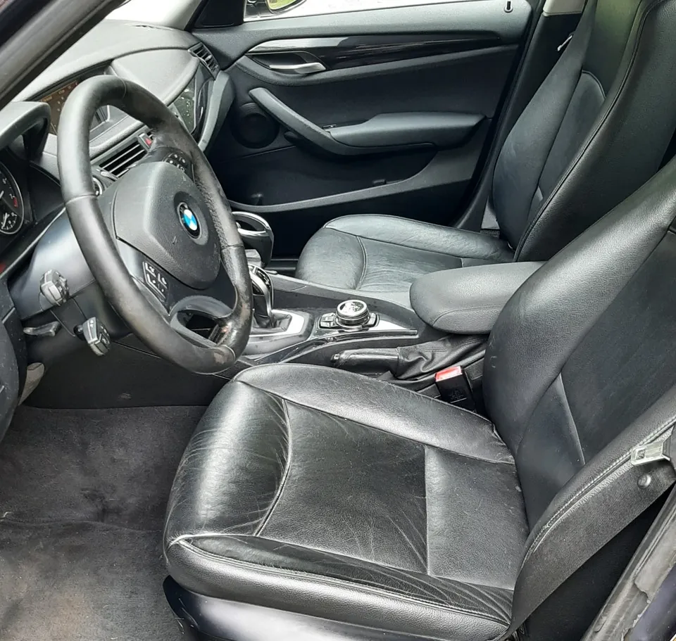 BMW X1 2012 photo 2