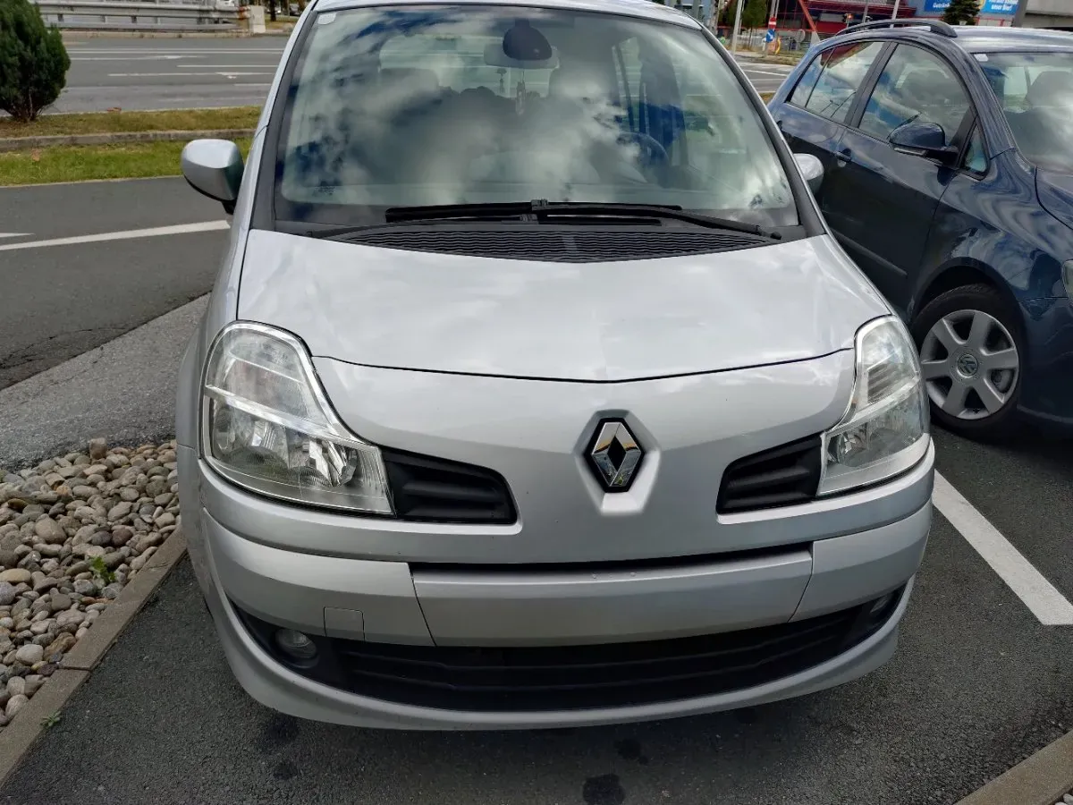 Renault Modus 2009 photo 2