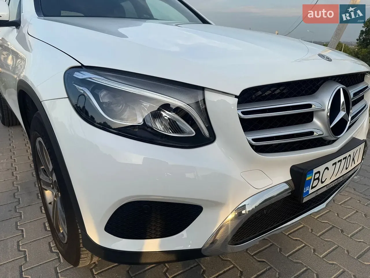 Mercedes-Benz Glc-Class 2017 photo 4