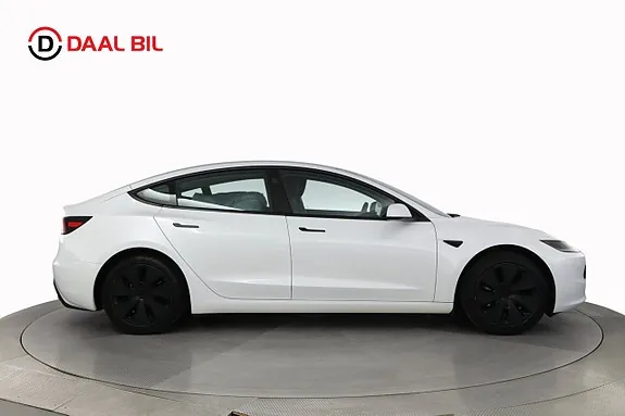 Tesla Model 3 2024 photo 5