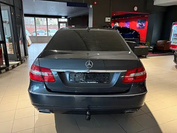 Mercedes-Benz E 220 2012 photo 5