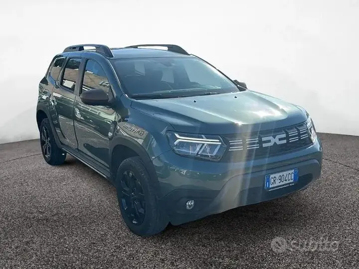 Dacia Duster 2023 photo 2