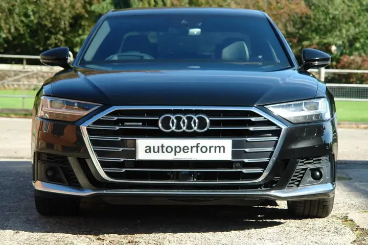 Audi A8 2019 photo 4