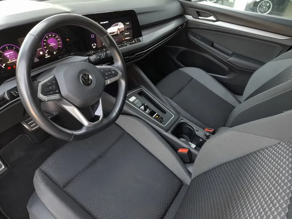 Volkswagen Golf 2022 photo 3