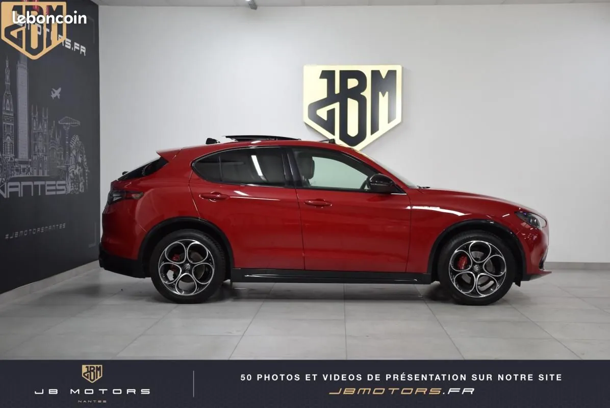 Alfa Romeo Stelvio 2024 photo 2