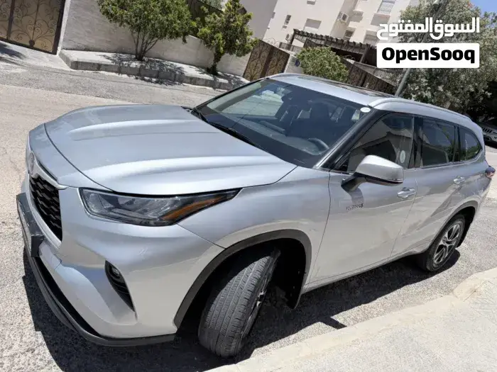 Toyota Highlander 2022 photo 4