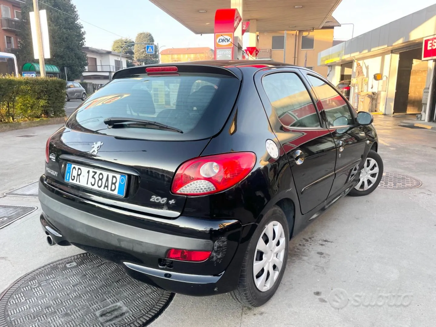 Peugeot 206 2012 photo 4