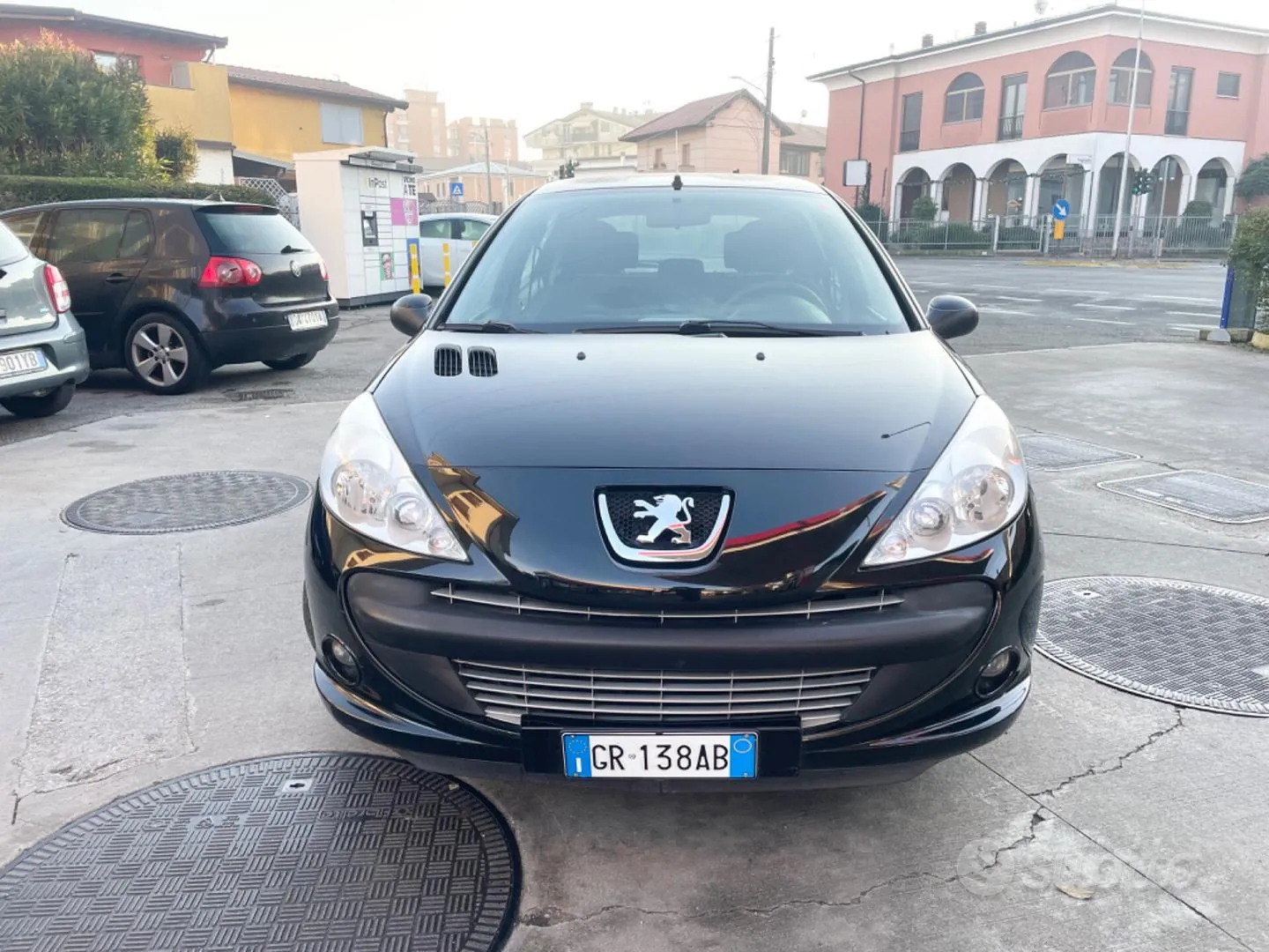 Peugeot 206 2012 photo 2
